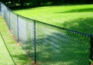 Забор: ограждение из сетки-рабицы