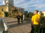 Депутат Рогожкин без индивидуальных средств защиты яростно корил православных за отсутствие масок